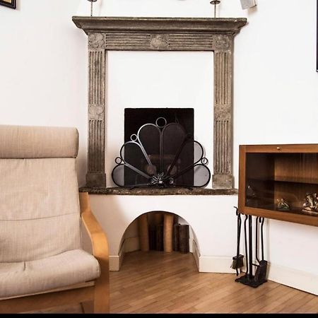 ミラノJoivy Classic Flat Near Basilica Di Sant'Ambrogioアパートメント エクステリア 写真