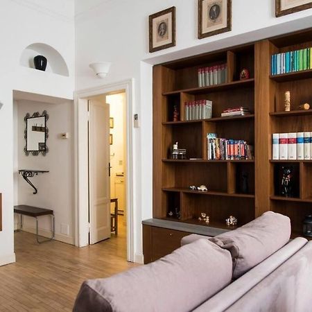 ミラノJoivy Classic Flat Near Basilica Di Sant'Ambrogioアパートメント エクステリア 写真