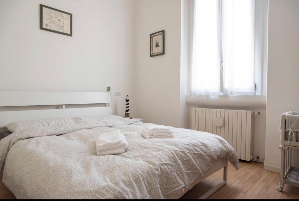ミラノJoivy Classic Flat Near Basilica Di Sant'Ambrogioアパートメント エクステリア 写真