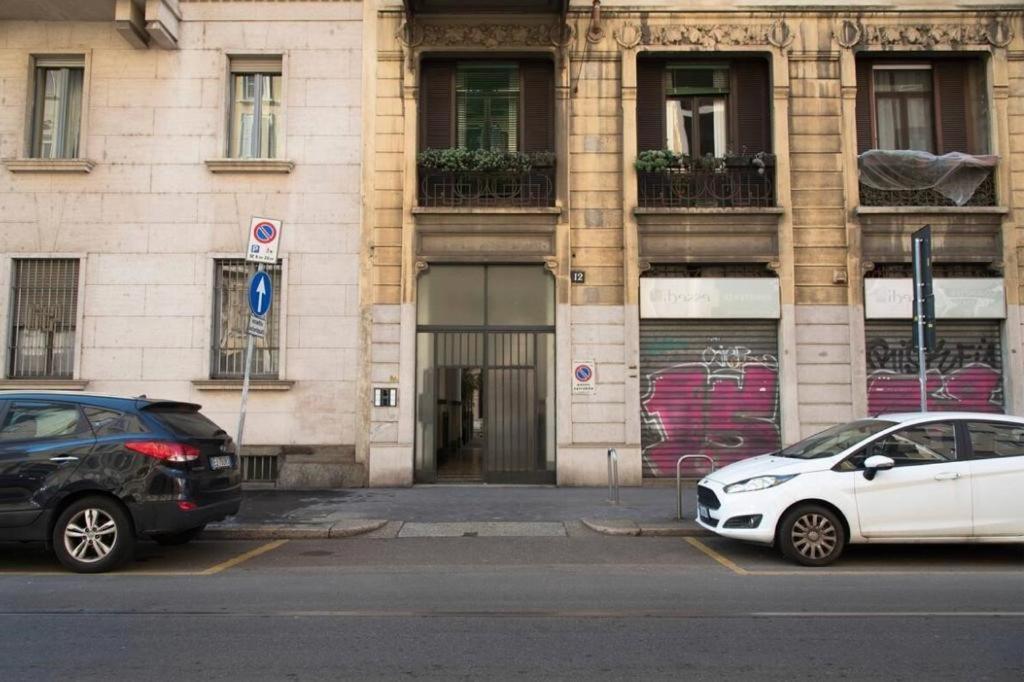 ミラノJoivy Classic Flat Near Basilica Di Sant'Ambrogioアパートメント エクステリア 写真